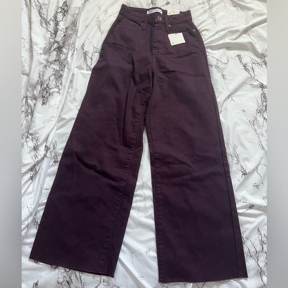 BRAND NEW! ZARA PURPLE WIDE LEG PANTS - Picture 1 of 2